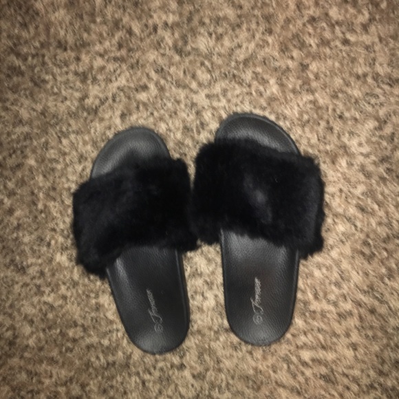 forever 21 fur slides